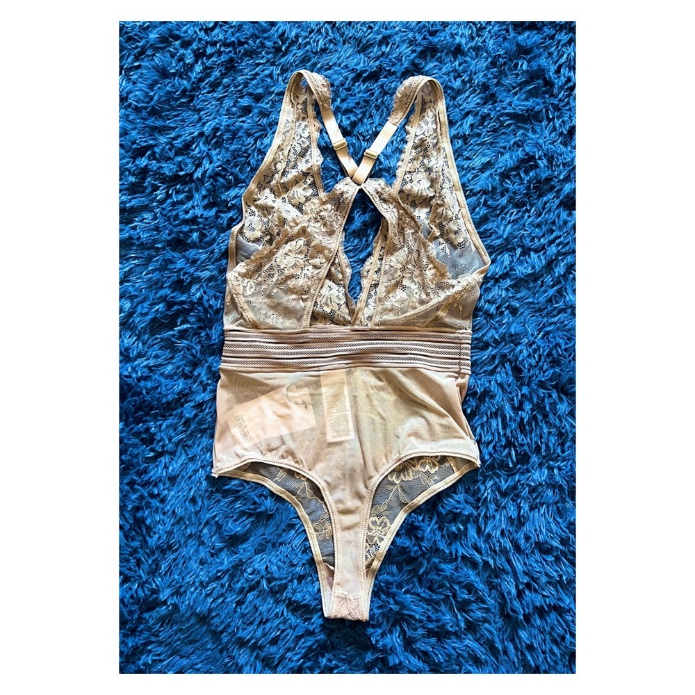New! REISS London Candy Sleeveless Lace Bodysuit in Mink - Picture 8 of 9
